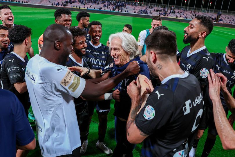 Al Hilal Unbeaten! Juara Liga Arab Saudi, Petik 31 Kemenangan, Gak Pernah Kalah Al Hilal Unbeaten! Juara Liga Arab Saudi, Petik 31 Kemenangan, Gak Pernah Kalah