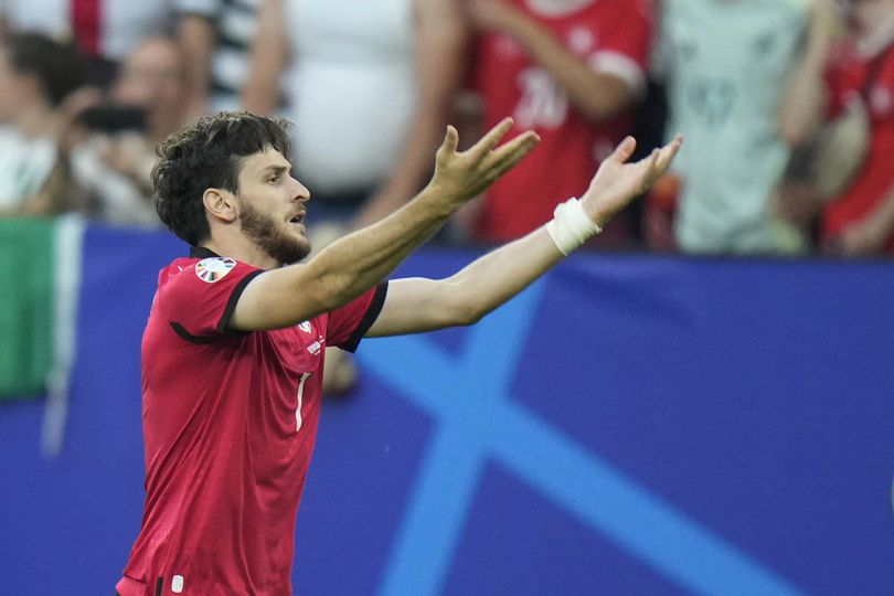 2 Momen Indah Khvicha Kvaratskhelia: Scudetto Serie A dan 16 Besar Euro 2024