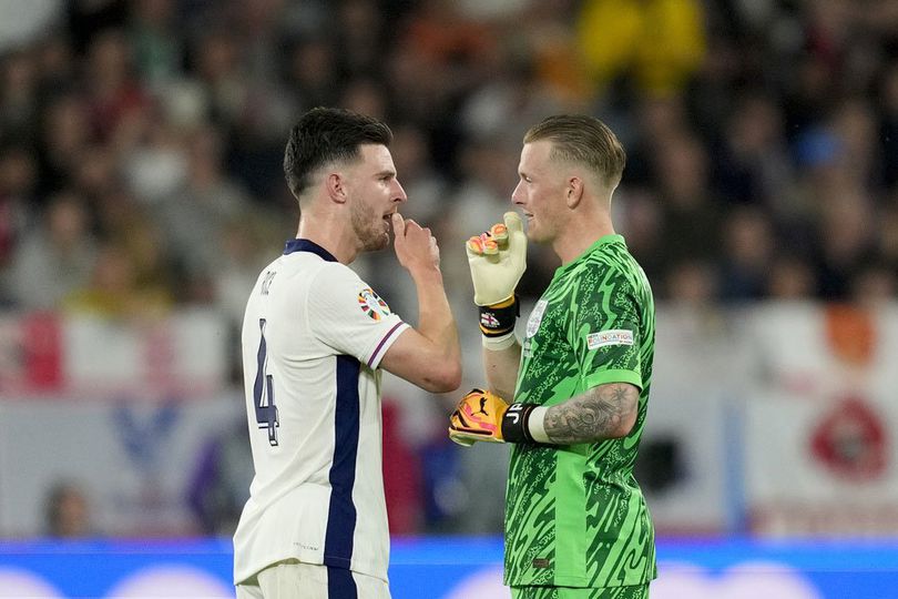 Duel Kiper di Final Euro 2024: Unai Simon vs Jordan Pickford