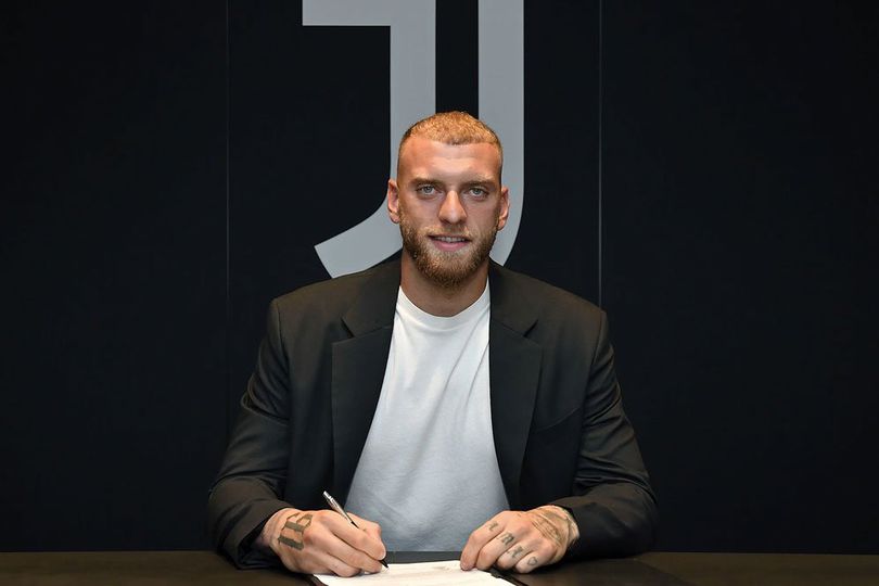 Michele Di Gregorio Ungkap Kebahagiaan Dipanggil Timnas Italia dan Perkembangan Bersama Juventus Michele Di Gregorio Ungkap Kebahagiaan Dipanggil Timnas Italia dan Perkembangan Bersama Juventus