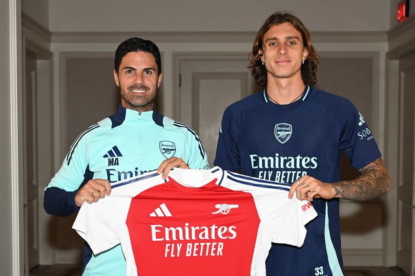 Di Posisi Mana Riccardo Calafiori Akan Bermain? Ini Kata Mikel Arteta