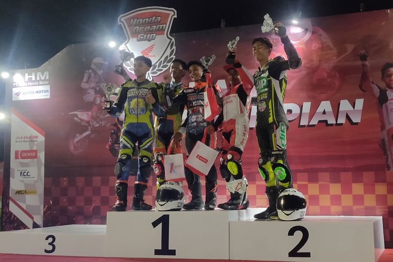 Pertegas Jagoan Balapan Malam, Pembalap 14 Tahun Jadi Raja Honda Dream Racing 2024 Kelas Rookie di Sirkuit Ratona