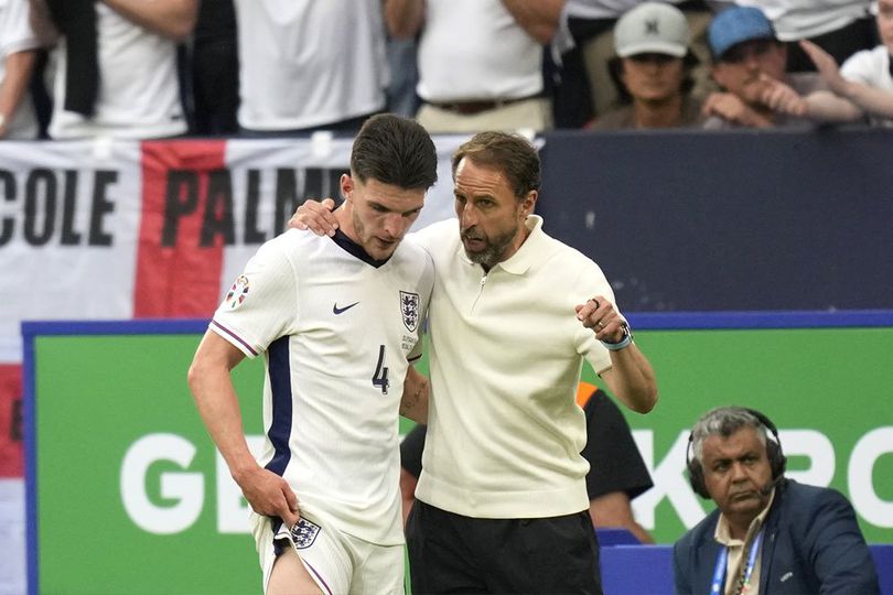 Kata-kata Kasar Declan Rice Ketika Ribut dengan Pelatih Timnas Slovakia