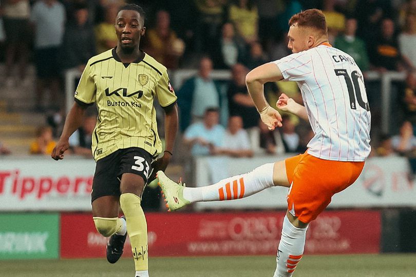 Hasil Burton vs Blackpool: Elkan Baggott Starter, Blackpool Menang Telak 4-0
