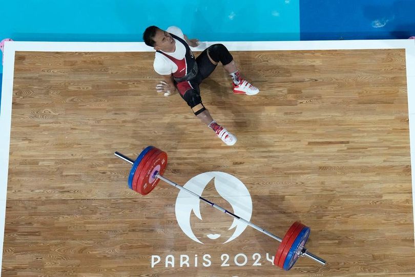 Eko Yuli Irawan Minta Maaf Gagal Sabet Medali Angkat Besi di Olimpiade Paris 2024