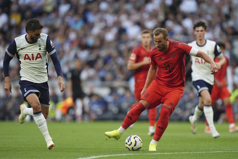 Ketika Harry Kane Menolak Angkat Trofi