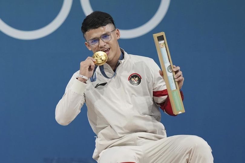 Statistik Prestasi Rizki Juniansyah, Atlet Angkat Besi Indonesia Pertama yang Raih Emas Olimpiade