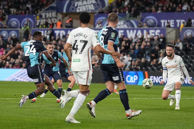 Hasil Carabao Cup Swansea City vs Wycombe: Nathan Tjoe-A-On Main 58 Menit, Tuan Rumah Tumbang