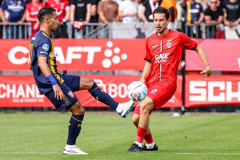 Derby Indonesia di Eredivisie: Thom Haye & Mees Hilgers Sama-sama Starter, Almere Dibantai Twente 0-5!