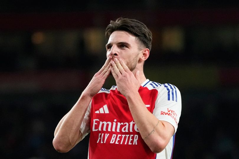 Belum Cukup Fit, Arsenal Bakal Paksa Declan Rice Turun Lawan Chelsea? Belum Cukup Fit, Arsenal Bakal Paksa Declan Rice Turun Lawan Chelsea?