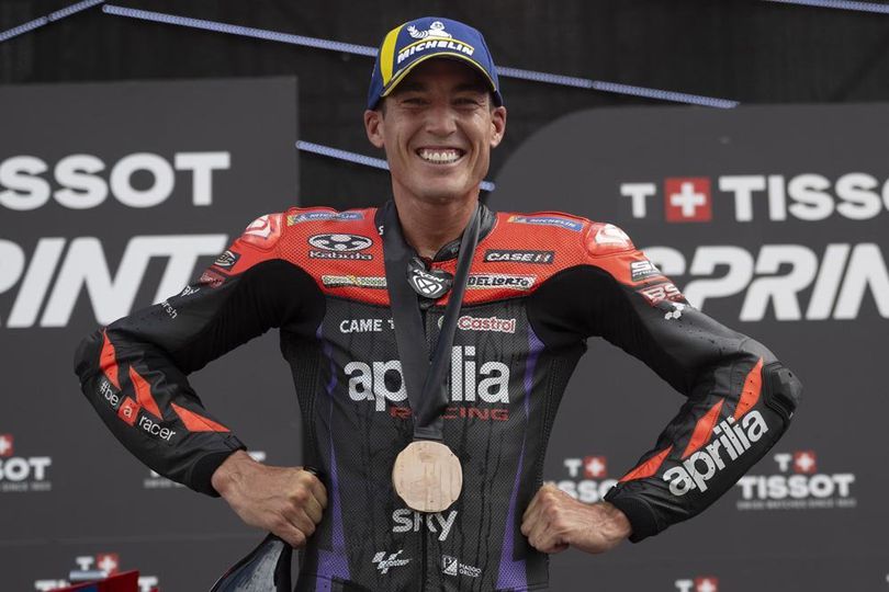 Mengapa Aleix Espargaro Dapat Julukan 'Pak RT' dari Fans MotoGP di Indonesia?