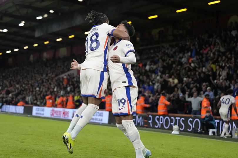 Pesan Penyemangat Bruno Fernandes Untuk Jadon Sancho yang Jalani Debut di Chelsea Pesan Penyemangat Bruno Fernandes Untuk Jadon Sancho yang Jalani Debut di Chelsea