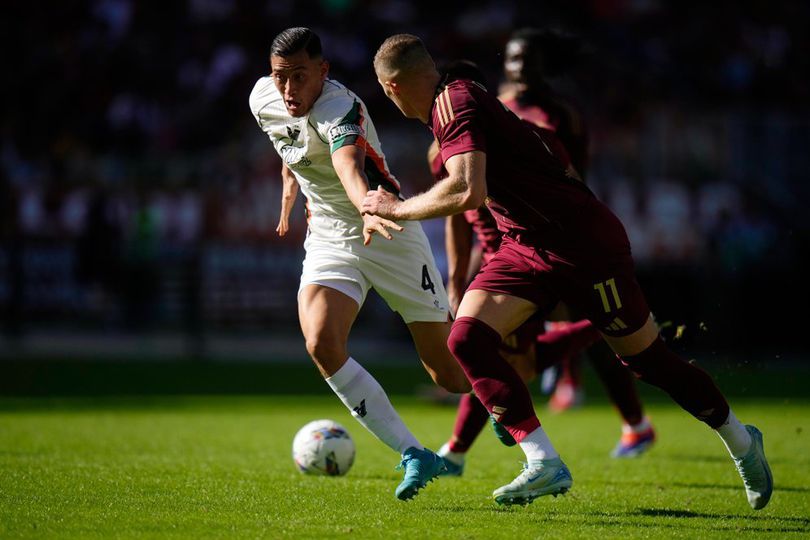 Statistik Jay Idzes di Venezia hingga Pekan ke-8 Serie A: Tak Tergantikan! Statistik Jay Idzes di Venezia hingga Pekan ke-8 Serie A: Tak Tergantikan!