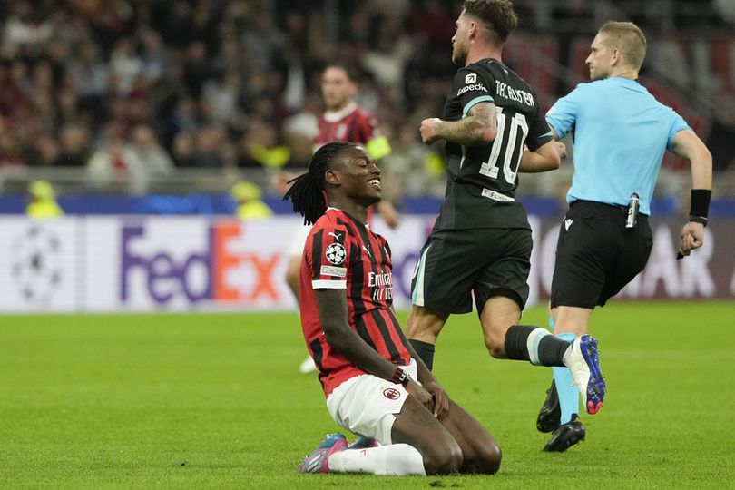 Milan Disikat Liverpool Karena Strategi Fonseca Dengan Mengandalkan Rafael Leao tak Berjalan Sesuai Rencana Milan Disikat Liverpool Karena Strategi Fonseca Dengan Mengandalkan Rafael Leao tak Berjalan Sesuai Rencana