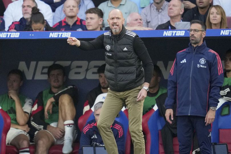 Erik ten Hag: MU Kurang Beruntung Erik ten Hag: MU Kurang Beruntung