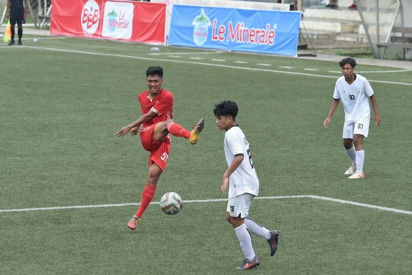 Dukungan Nyata Le Minerale Matangkan Kemampuan Atlet Muda Lewat Program Persija Belajar Bola Bareng 