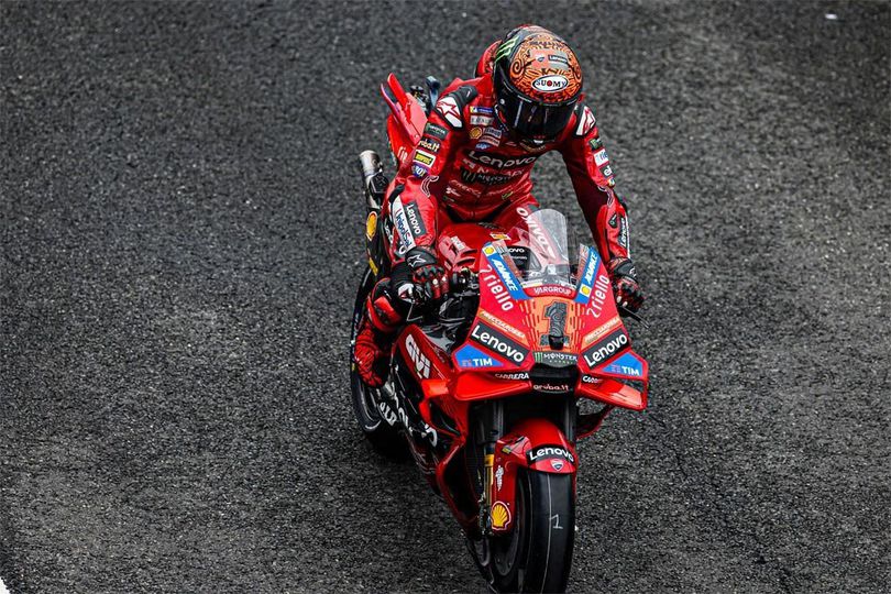 MotoGP Jepang 2024: Pecco Bagnaia Menang Lagi Usai Pedro Acosta Ulang Blunder MotoGP Jepang 2024: Pecco Bagnaia Menang Lagi Usai Pedro Acosta Ulang Blunder