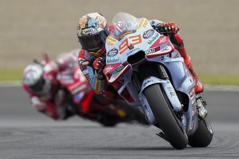 Mengapa Marc Marquez Tak Dipenalti Meski Langgar Zona Hijau di Lap Terakhir MotoGP Jepang? Mengapa Marc Marquez Tak Dipenalti Meski Langgar Zona Hijau di Lap Terakhir MotoGP Jepang?
