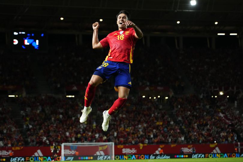 Liverpool Siap Balas Dendam! 5 Target Transfer Arsenal yang Bisa Dibajak The Reds Liverpool Siap Balas Dendam! 5 Target Transfer Arsenal yang Bisa Dibajak The Reds