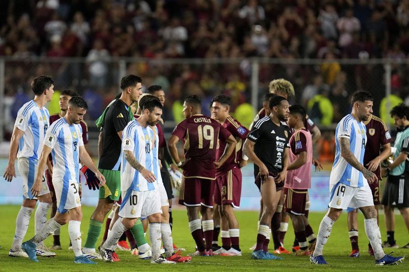 Hasil Venezuela vs Argentina: Lapangan Sempat Tergenang Air, Skor Imbang 1-1