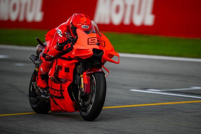 Marc Marquez Soal Kerja Bareng Pecco Bagnaia: Rekan Setim Memang Harus Dekat saat Tes Marc Marquez Soal Kerja Bareng Pecco Bagnaia: Rekan Setim Memang Harus Dekat saat Tes
