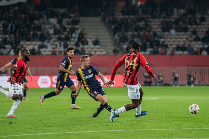 Hasil Nice vs Twente: Mees Hilgers Absen, Duel Berakhir Imbang 2-2 Hasil Nice vs Twente: Mees Hilgers Absen, Duel Berakhir Imbang 2-2