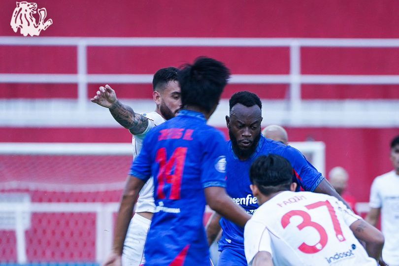  Persik Kediri vs Arema FC 16 Desember 2024