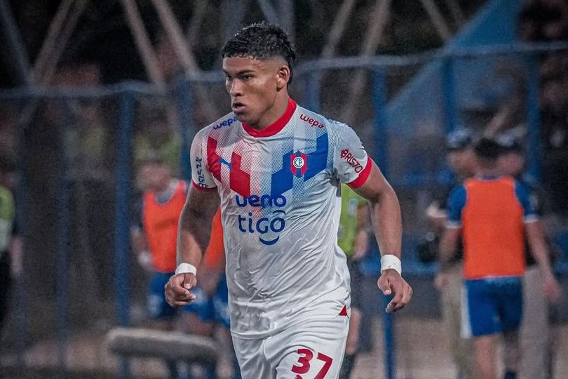 Diego Leon, Bintang Muda Baru MU: Main Jadi Bek Kiri tapi Mirip Wayne Rooney, Kok Bisa Sih? Diego Leon, Bintang Muda Baru MU: Main Jadi Bek Kiri tapi Mirip Wayne Rooney, Kok Bisa Sih?