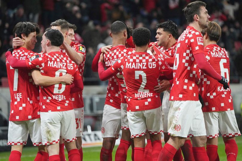 Dibekuk Mainz, Bayern Munchen Akhirnya Kalah Juga di Bundesliga 2024/2025 Dibekuk Mainz, Bayern Munchen Akhirnya Kalah Juga di Bundesliga 2024/2025