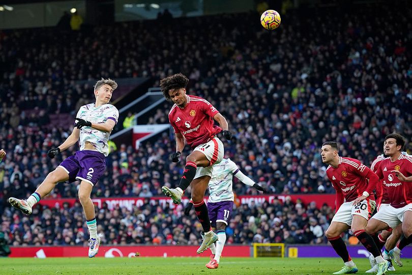 Mau Dean Huijsen, MU Harus Bayar Segini ke Bournemouth