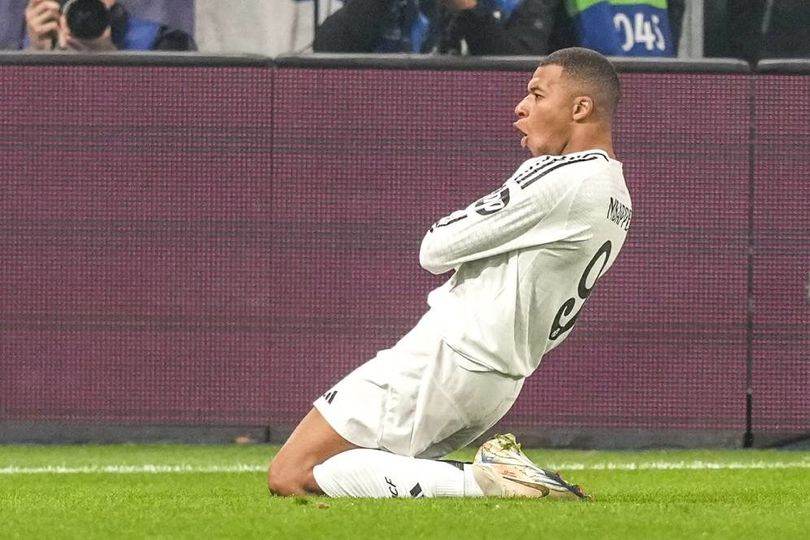 Sumbang Kontribusi Lawan Atalanta, Kylian Mbappe Ukir Gol ke-50 di Liga Champions Sumbang Kontribusi Lawan Atalanta, Kylian Mbappe Ukir Gol ke-50 di Liga Champions