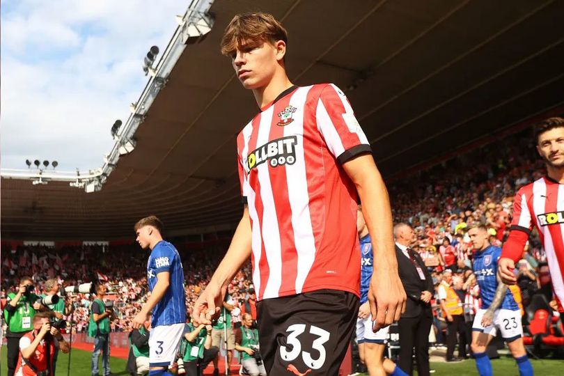 Sudah Terdegradasi, Manchester United Berminat Angkut Bintang Southampton Ini Sudah Terdegradasi, Manchester United Berminat Angkut Bintang Southampton Ini