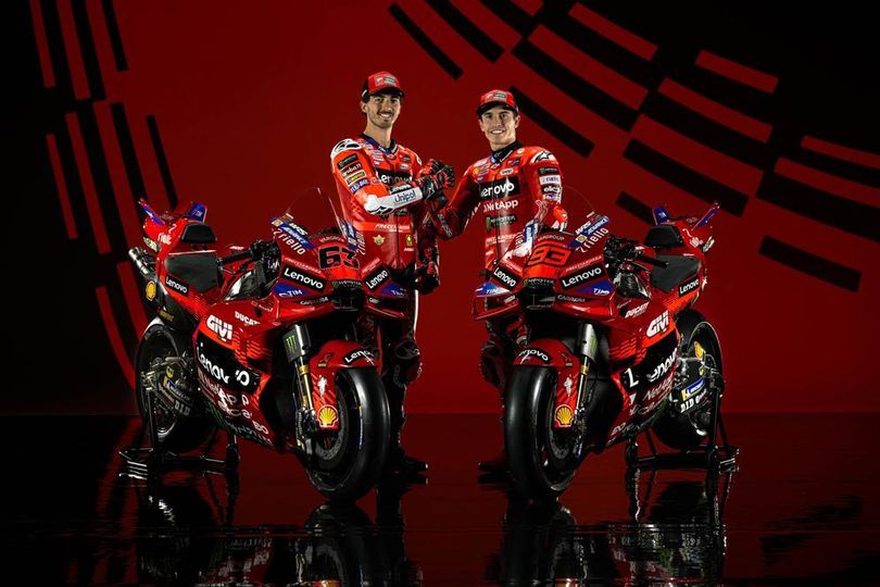 Foto: Ducati Lenovo Team Pamer Skuad Baru, Siap Rebut Nomor 1 Bareng Pecco Bagnaia dan Marc Marquez di MotoGP 2025 Foto: Ducati Lenovo Team Pamer Skuad Baru, Siap Rebut Nomor 1 Bareng Pecco Bagnaia dan Marc Marquez di MotoGP 2025