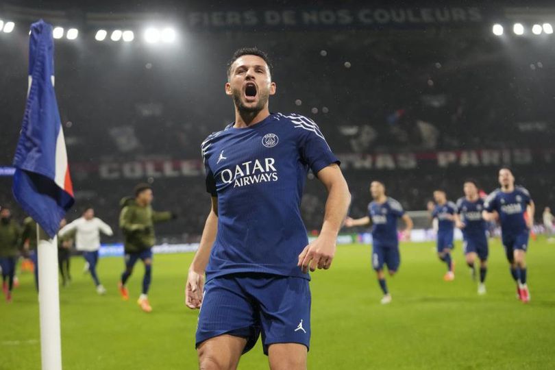 Bruno Fernandes Sarankan Manchester United Kejar Striker Ini? Bruno Fernandes Sarankan Manchester United Kejar Striker Ini?