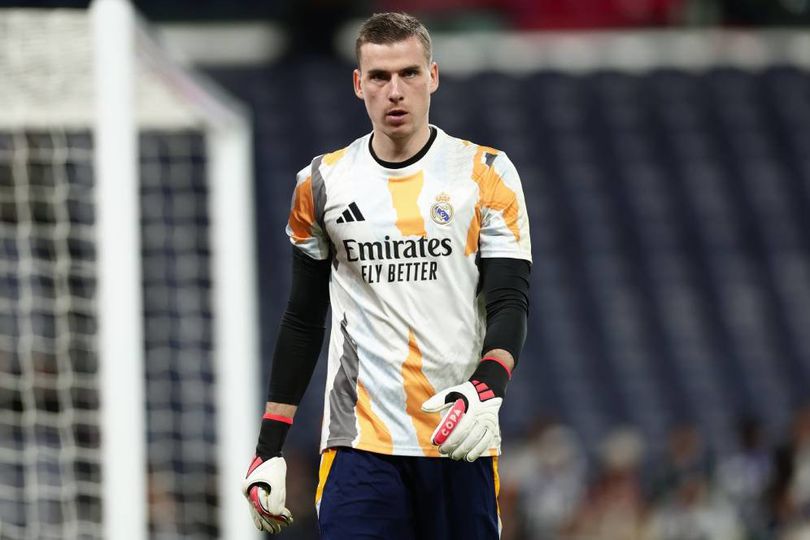 Andriy Lunin Mantap Bertahan di Real Madrid meski Punya Banyak Peminat Andriy Lunin Mantap Bertahan di Real Madrid meski Punya Banyak Peminat