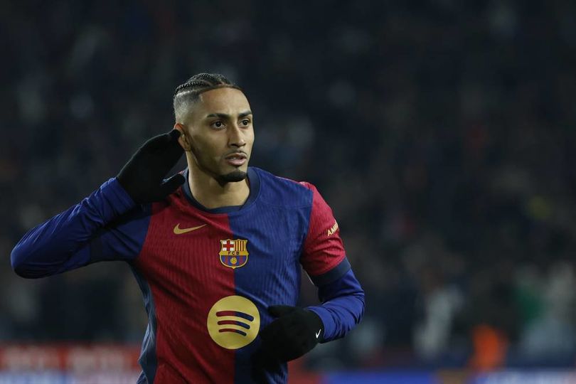 Flick Jelaskan Alasan Cadangkan Raphinha di Laga Barcelona vs Betis Flick Jelaskan Alasan Cadangkan Raphinha di Laga Barcelona vs Betis