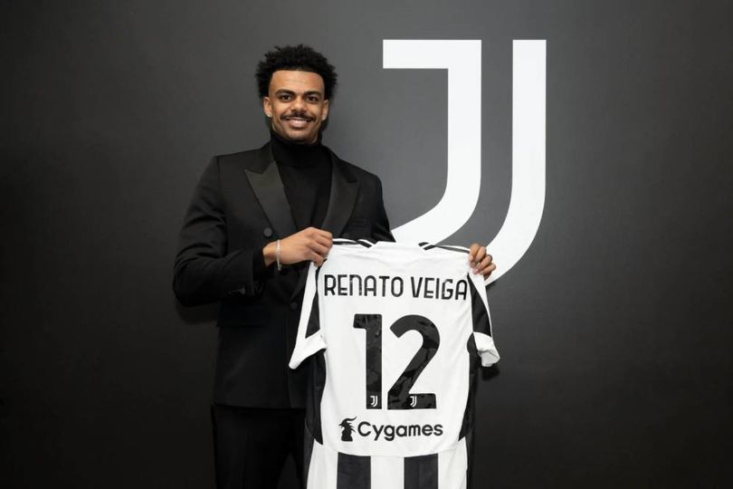 Update Transfer Juventus: Danilo Pergi, Renato Veiga Datang