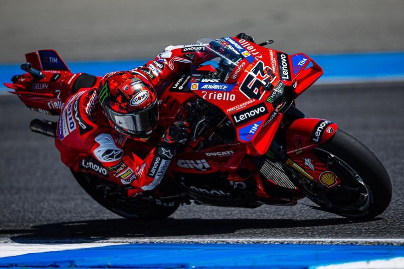Bukan ke Franco Morbidelli, Pecco Bagnaia Justru Marah ke Race Direction Usai Gagal ke Q2 MotoGP Thailand Bukan ke Franco Morbidelli, Pecco Bagnaia Justru Marah ke Race Direction Usai Gagal ke Q2 MotoGP Thailand
