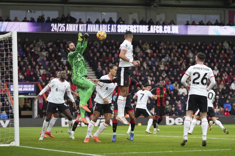 Alisson Becker, Tembok Kokoh di Balik Kemenangan Liverpool atas Bournemouth