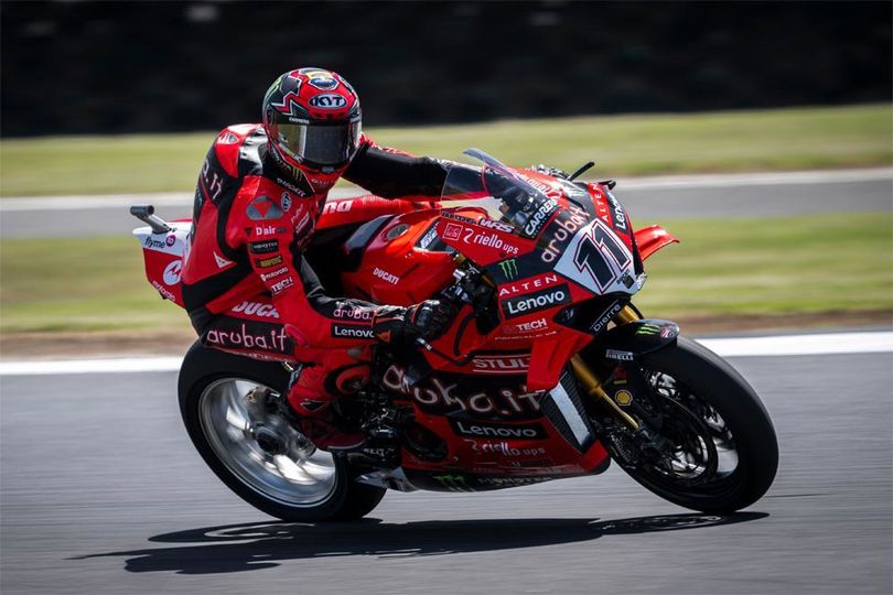 Hasil FP2 WorldSBK Australia 2025: Nicolo Bulega Tercepat Lagi, Ungguli Andrea Iannone dan Toprak Razgatlioglu