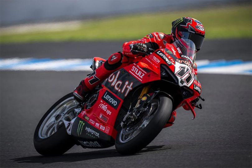Hasil Race 2 WorldSBK Italia 2025: Nicolo Bulega Cetak Hat-trick Kemenangan Hasil Race 2 WorldSBK Italia 2025: Nicolo Bulega Cetak Hat-trick Kemenangan