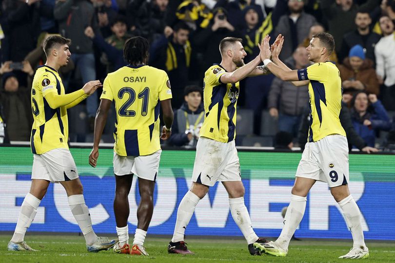 Hasil Fenerbahce 3-0 Anderlecht: Tiga Striker Cetak Gol, Skuad Jose Mourinho Selangkah ke 16 Besar UEL