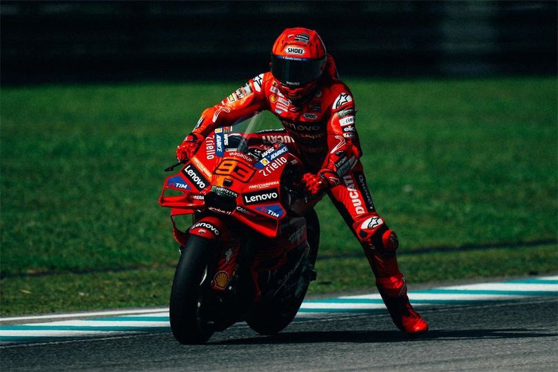 Kini Kerja Bareng, Davide Tardozzi Tetap Kritik Gaya Balap Marc Marquez yang Agresif