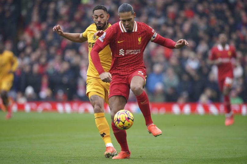 Kontrak di Liverpool Menipis, Van Dijk Bakal Ditawarkan ke Barcelona