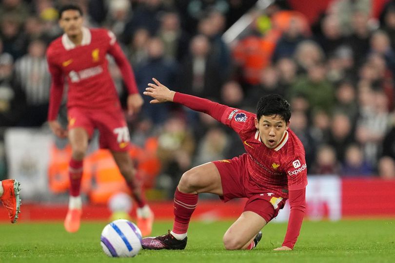 Endo Tegaskan Komitmennya Bertahan di Liverpool Endo Tegaskan Komitmennya Bertahan di Liverpool
