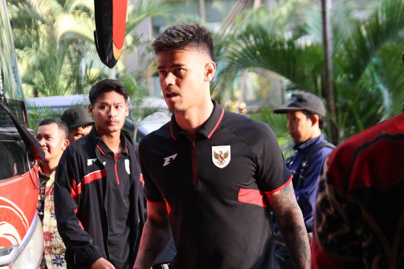 Timnas Indonesia Terus Pantau Kondisi Mees Hilgers dan Sandy Walsh yang Cedera untuk Melawan Bahrain