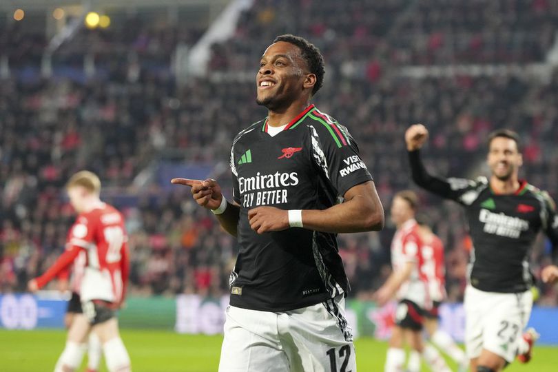 Bayern Coba Goda Jurrien Timber, Begini Respon Arsenal