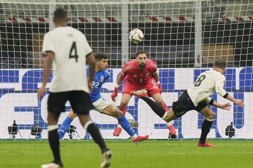 Italia di Ujung Tanduk: Gli Azzurri Terancam Tenggelam di Dortmund