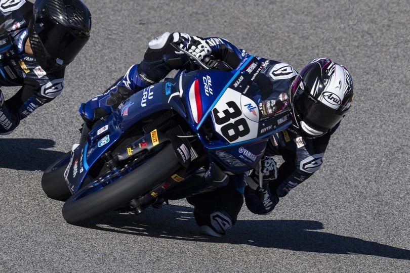Hasil Race 1 R3 BLU CRU World Cup Portugal 2025: Arai Agaska Naik Podium, Christopher Clark Menang