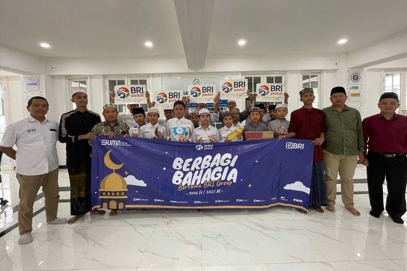 Dari Hati untuk Negeri: BRI Regional Office Malang Menyebarkan Cinta melalui Sembako ke Panti Asuhan dan Panti Werdha